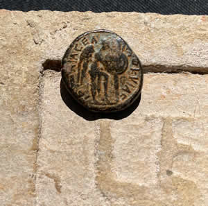 71-73 AD - Titus, Nike writing on Shield