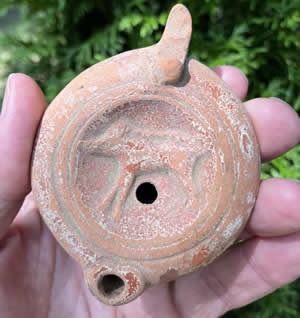 100 BC-100 AD Roman Oil Lamp with image of a pig 