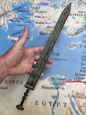 1600-1000 BC Bronze Sword