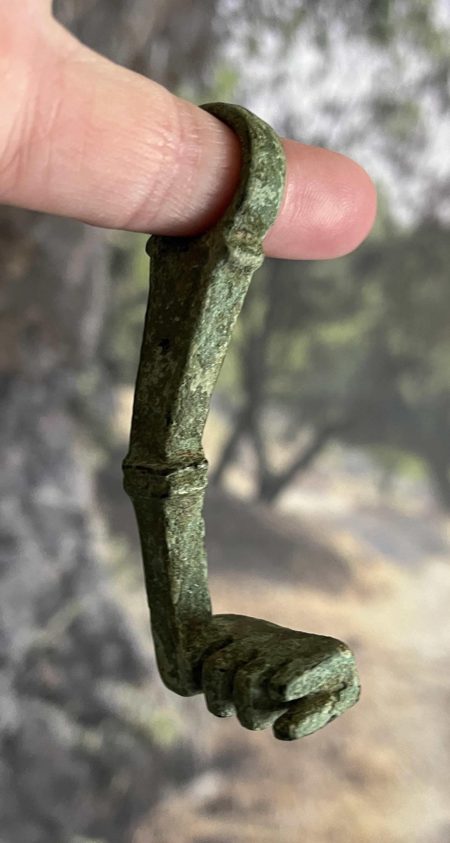1 250 AD Roman Key four tooth mechanism cast tin lead alloy 1 FULL