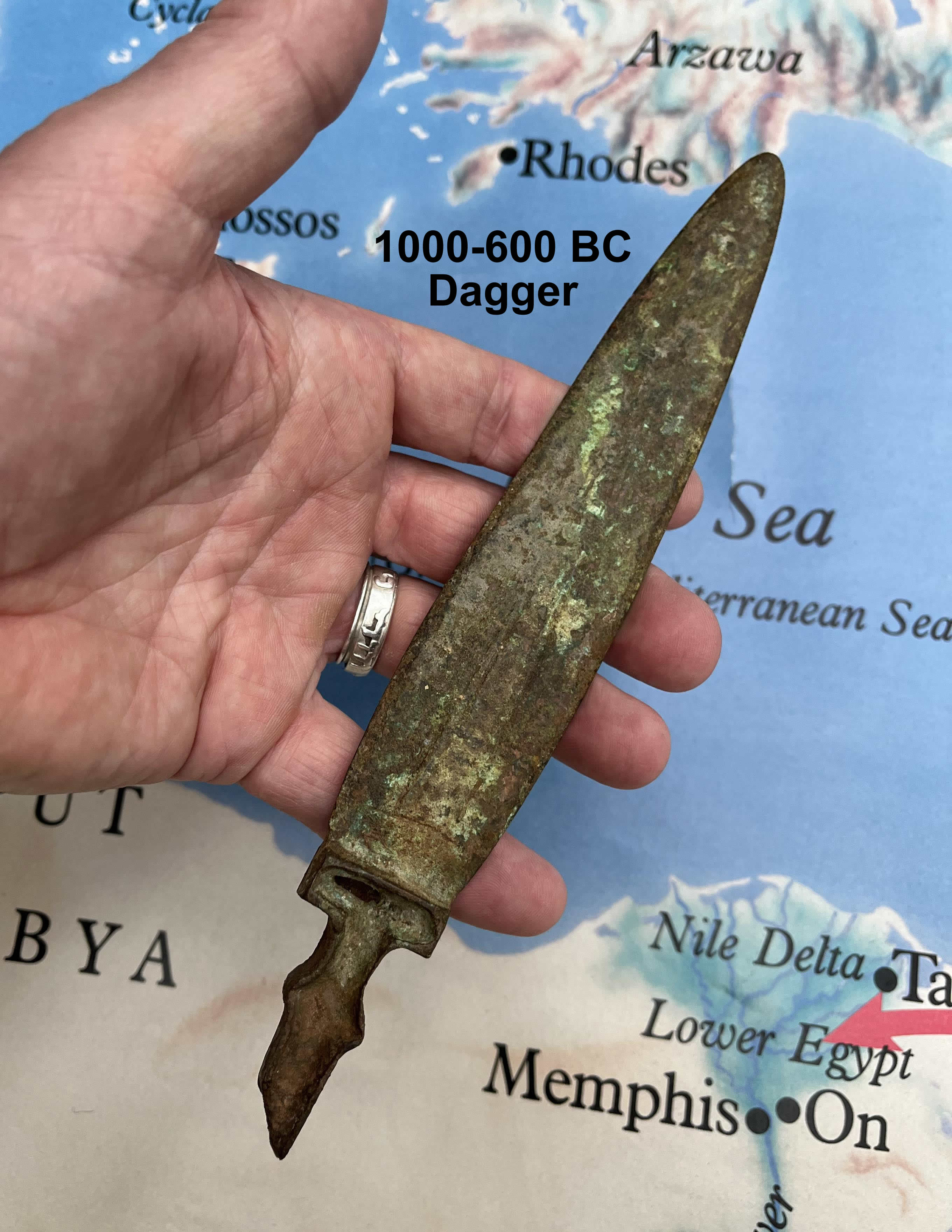 1000 600 BC Bronze Dagger side one